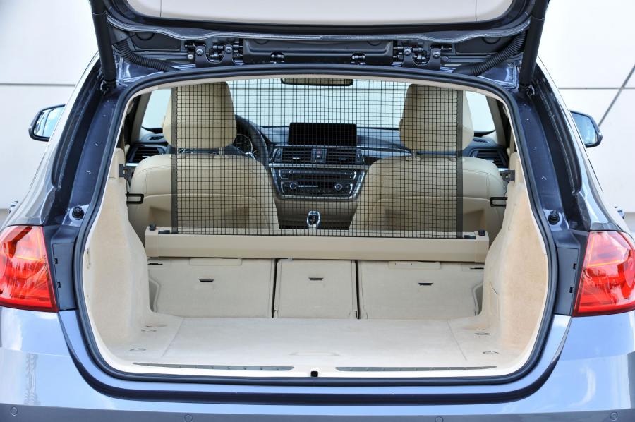  BMW 328i Touring Luxury 2012 года  (фото 36 из 200)